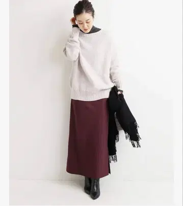 IENA 슬릿 타이트 스커트 보르도