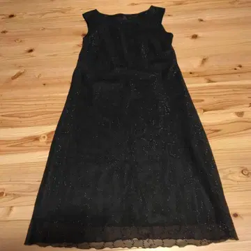 블랙 슬리브리스 원피스 드레스