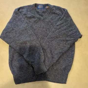 Pendleton V넥 스웨터 네이비 계열 100% 울