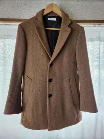 숏 기장 브라운 체스터 코트 M 사이즈