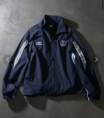 Umbro 네이비 나일론 자켓