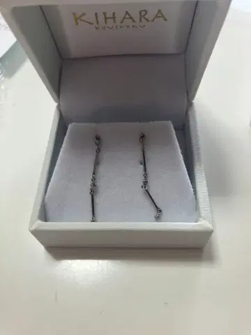 플라티나 스틱형 귀걸이