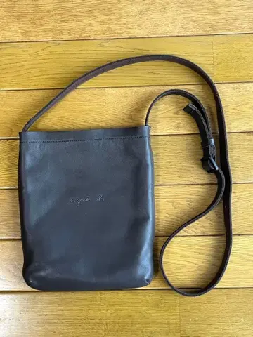 에네스베 가죽 숄더백 Peter PAH02Z-03 브라운