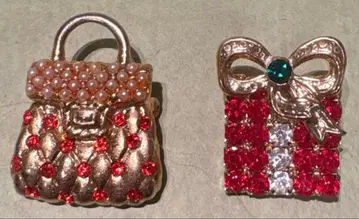 브로치 세트 가방과 선물