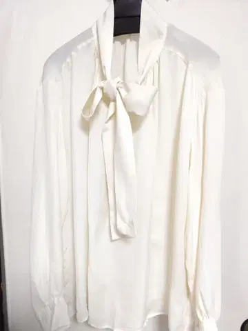 +j 실크 개더 블라우스 새상품 L