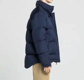 유니클로 x J WANDERSON 콜라보 다운 자켓 네이비