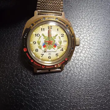 소련 수동 와인딩 손목시계