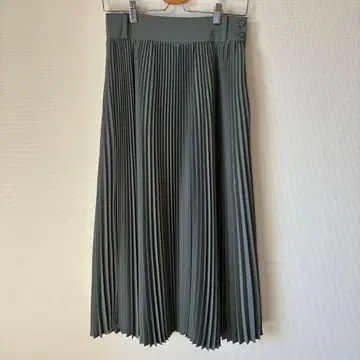 하이크 HYKE 그레이 플리츠 스커트