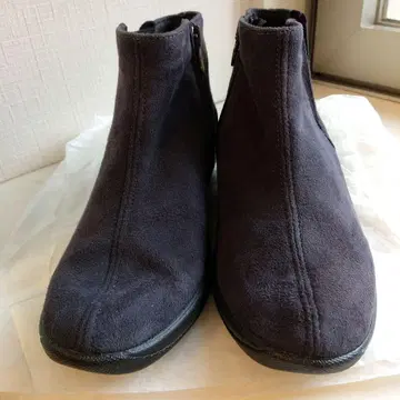 [ 미사용 새상품 ] 아르코페디코 숏부츠 그레이 사이즈 36