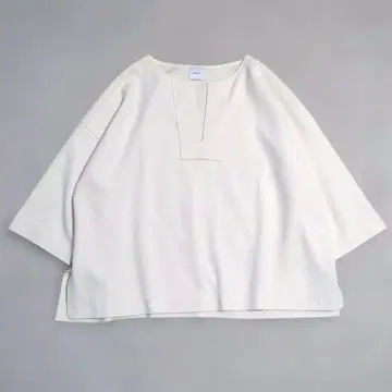 Spick & Span 부클레 리버스 스퀘어 풀오버 스픽