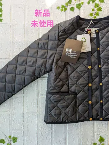 새상품 미사용 트래디셔널 웨더웨어 ARKLEY 퀼팅 네이비