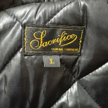 Sacrifice 블랙 자켓 L 사이즈