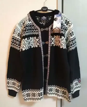 미사용 새상품 Norlander 노르딕 니트 가디건