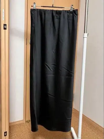 스트레치 새틴 스커트 스팽글 백 세트