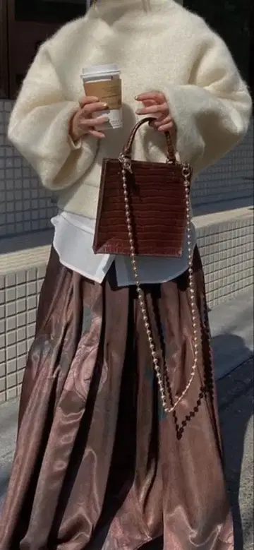 크림색 모헤어 혼합 니트 스웨터 프리 사이즈