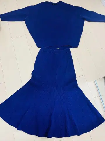 NOBLE 스무스 니트 풀오버 니트 스커트 셋업