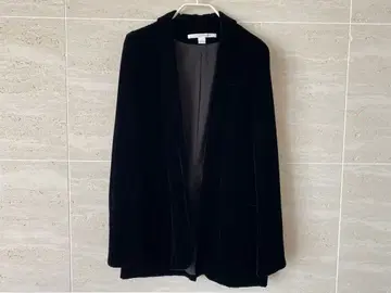 다이앤 폰 파스텐버그 자켓