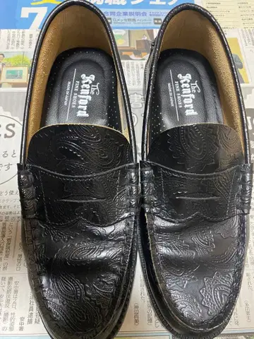 MENS EMBOSSED LOAFERS / BLACK PAISLEY