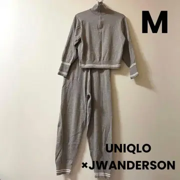 유니클로 JWANDERSON 그레이 하프 지퍼 니트 셋업