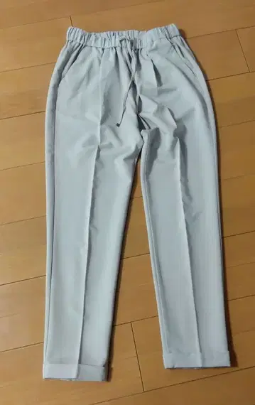 URBAN RESEARCH DOORS 스트레치 테이퍼드 이지 팬츠