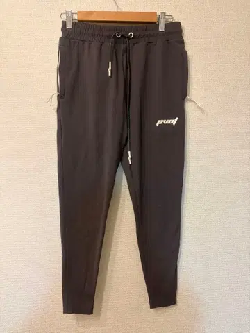 pvot 로고 조거 팬츠 다크 그레이