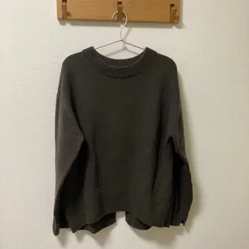 green label relaxing 다크 그레이 긴팔 스웨터