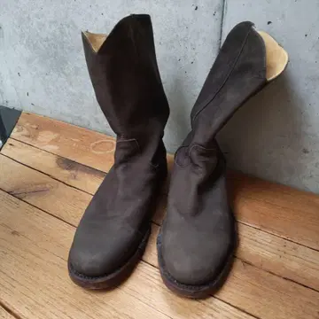 다크 브라운 스웨이드 엔지니어 부츠 007-NF001