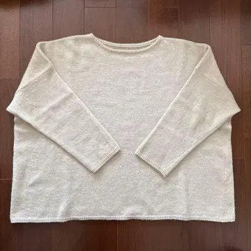 네스트로브 와이드 니트 화이트