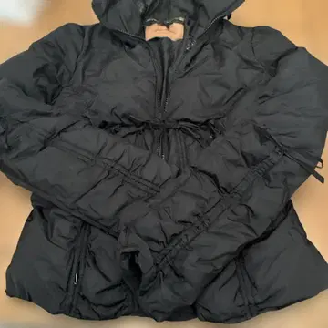 Blumarine 블랙 다운 자켓