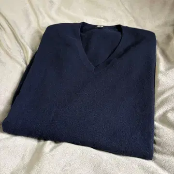 유니클로 캐시미어 스웨터 XL 네이비