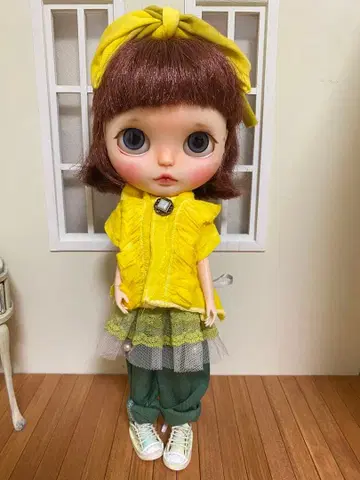 네오 브라이스 인형 옐로우 컬러 의상