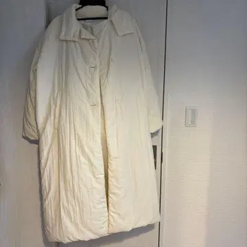 AUNT MARIE'S 화이트 롱 코트