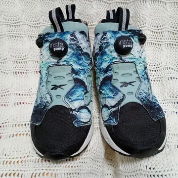 리복 인스타펌프 스니커즈 파랑/블랙