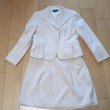 INDIVI 아이보리 수트 셋업 42.44