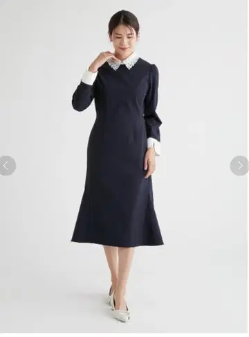 [ 완판템 ] CELFORD 셀포드 자수 컬러 타이트 원피스