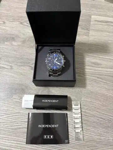 [ CITIZEN ] INDEPENDENT 크로노그래프 손목시계