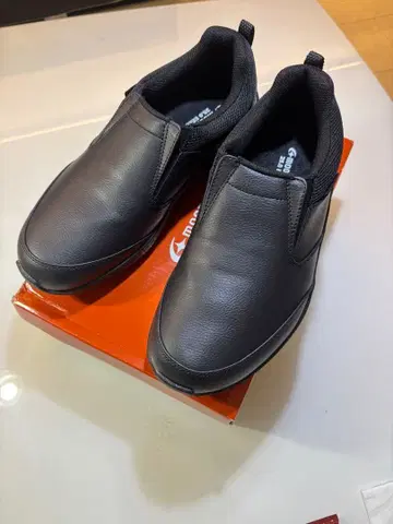 MOONSTAR 블랙 슬립온 25