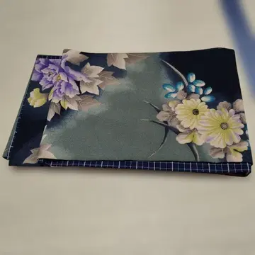 묶음 3개 상품 대상  꽃무늬 블랙과 보라색