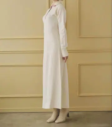 더즈린 폴로 니트 롱 원피스 화이트