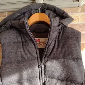 트래디셔널 웨더웨어 다운 베스트 울 그레이 아우터