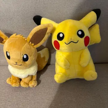 이브이 피카츄 봉제 인형 세트