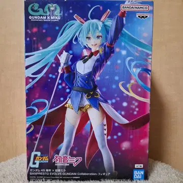 하츠네 미쿠 GUNDAM 콜라보 피규어