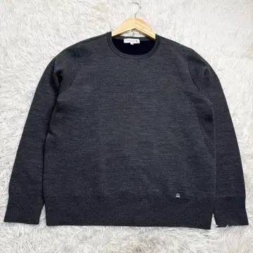 2022년 모델 MACKINTOSH LONDON 크루넥 스웨터 38