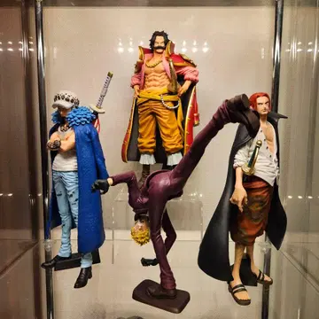 원피스 KING OF ARTIST 상디 로우 샹크스 로저