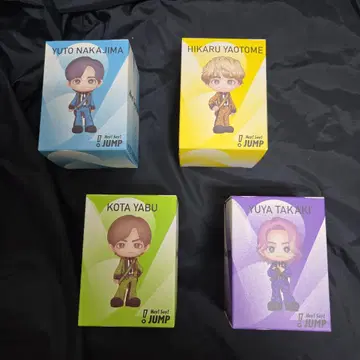 Hey! Say! JUMP 피규어..