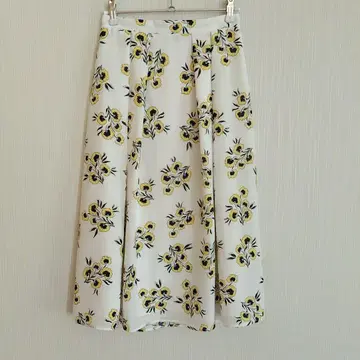 UNTITLED 플레어 스커트