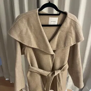 LAGUNAMOON 케이프 칼라 플레어 리버 코트