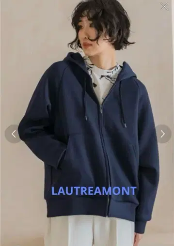 로트레아몽 네이비 후드티