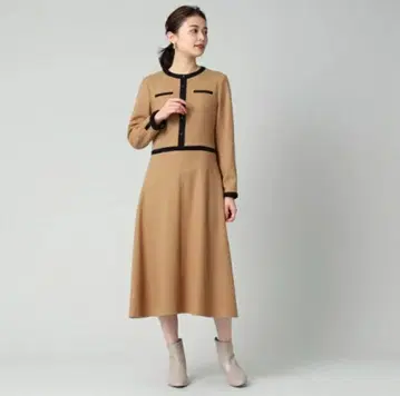 정가 33,000엔*UNTITLED*울 저리 배색 원피스 카멜