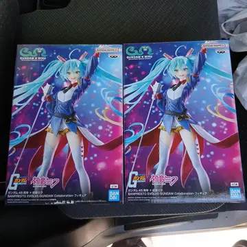 하츠네 미쿠 피규어 2개 세트